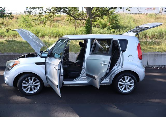 used 2013 Kia Soul car, priced at $2,999