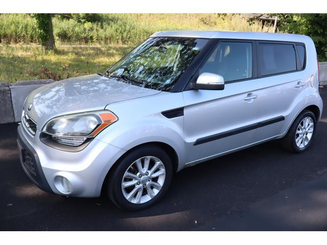 used 2013 Kia Soul car, priced at $2,999