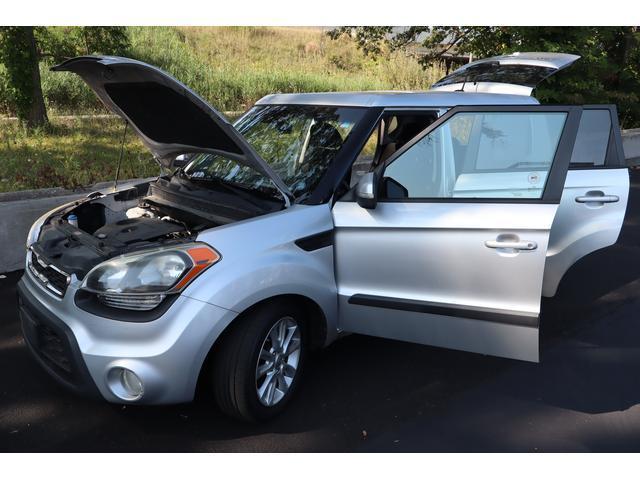 used 2013 Kia Soul car, priced at $2,999