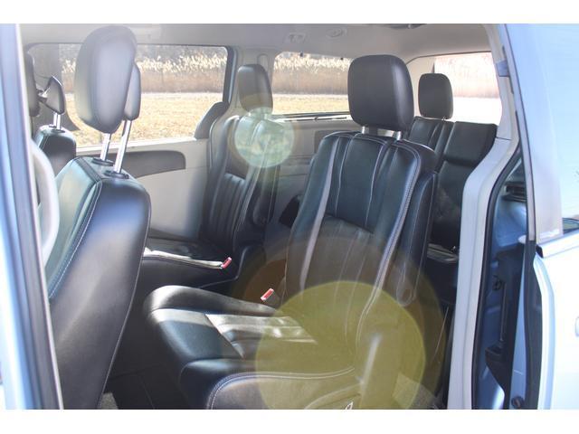 used 2013 Chrysler Town & Country car, priced at $3,999