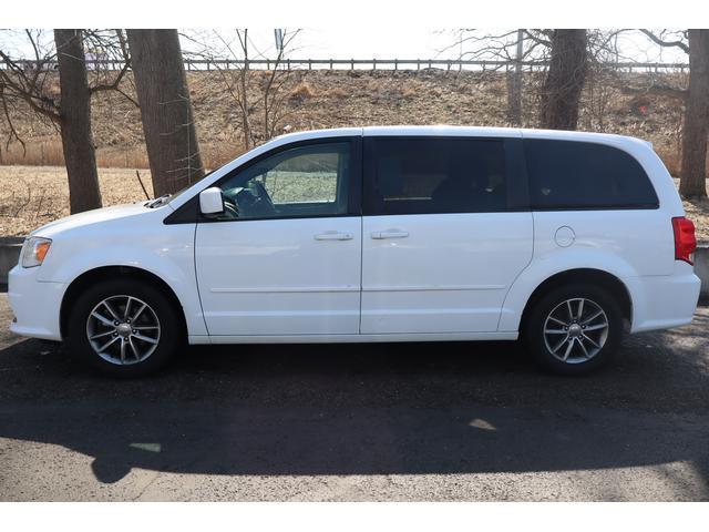used 2016 Dodge Grand Caravan car, priced at $5,999
