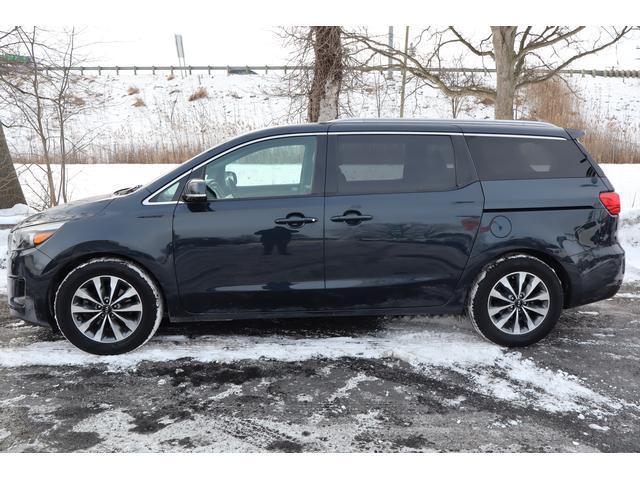 used 2015 Kia Sedona car, priced at $5,999