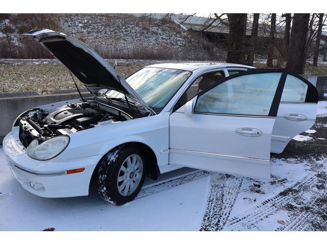 used 2004 Hyundai Sonata car, priced at $2,999