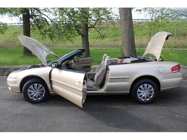 used 2001 Chrysler Sebring car, priced at $3,999