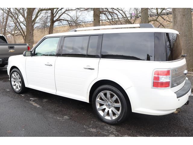 used 2011 Ford Flex car, priced at $5,999