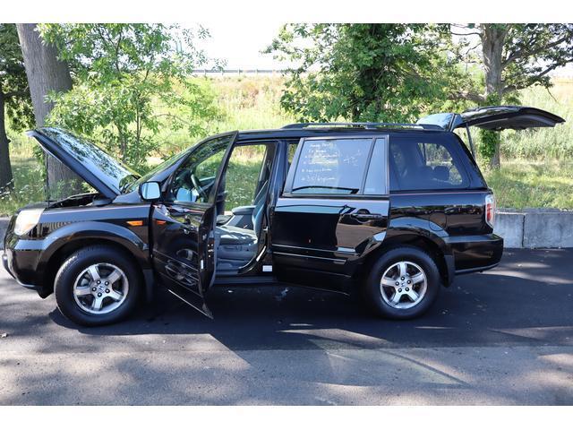 used 2007 Honda Pilot car, priced at $4,999