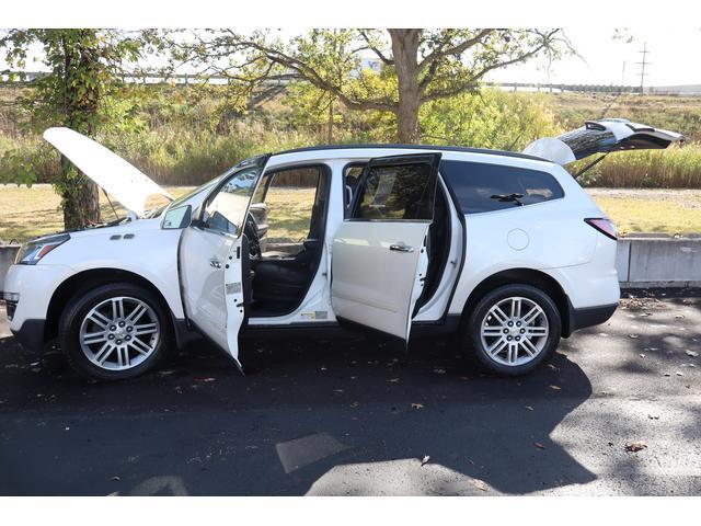 used 2015 Chevrolet Traverse car, priced at $7,999