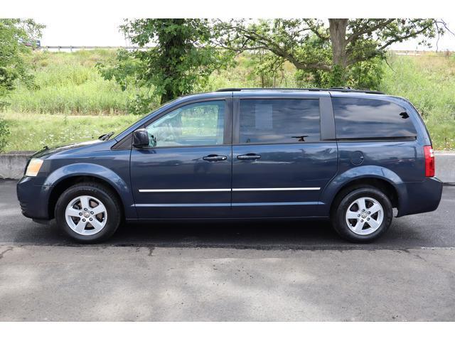 used 2009 Dodge Grand Caravan car, priced at $5,999