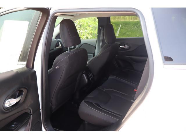 used 2015 Jeep Cherokee car, priced at $6,999
