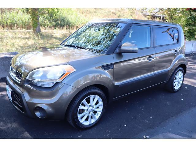 used 2013 Kia Soul car, priced at $2,999