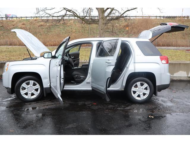 used 2015 GMC Terrain car, priced at $5,999