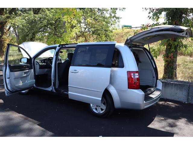 used 2009 Dodge Grand Caravan car, priced at $4,499
