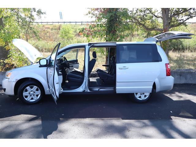 used 2009 Dodge Grand Caravan car, priced at $4,499