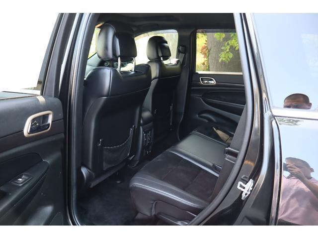 used 2015 Jeep Grand Cherokee car, priced at $9,999