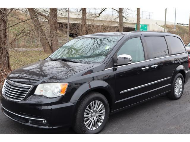 used 2014 Chrysler Town & Country car, priced at $6,999