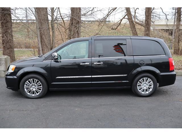 used 2014 Chrysler Town & Country car, priced at $6,999