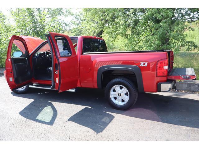 used 2011 Chevrolet Silverado 1500 car, priced at $9,999