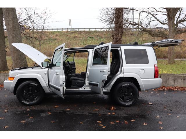 used 2008 Jeep Commander car, priced at $4,499