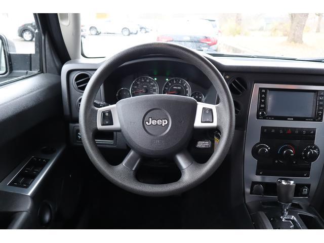 used 2008 Jeep Commander car, priced at $4,499