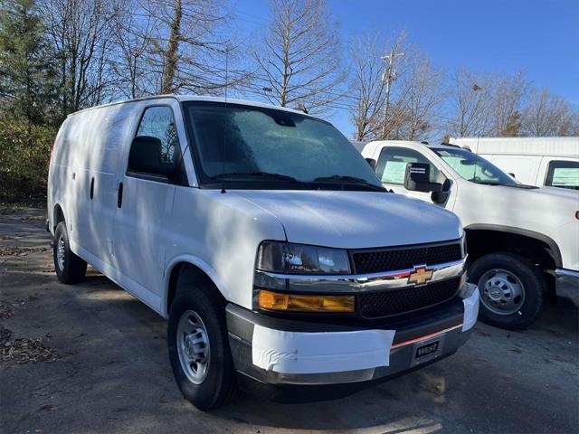 new 2025 Chevrolet Express 2500 car, priced at $48,073