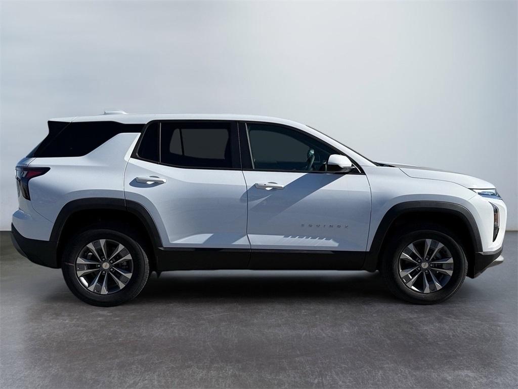 new 2026 Chevrolet Equinox car, priced at $31,750
