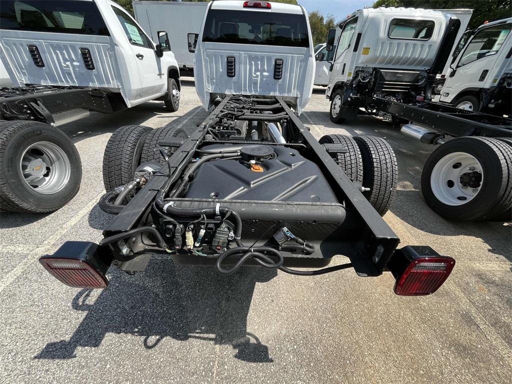 new 2024 Chevrolet Silverado 3500 car, priced at $48,108