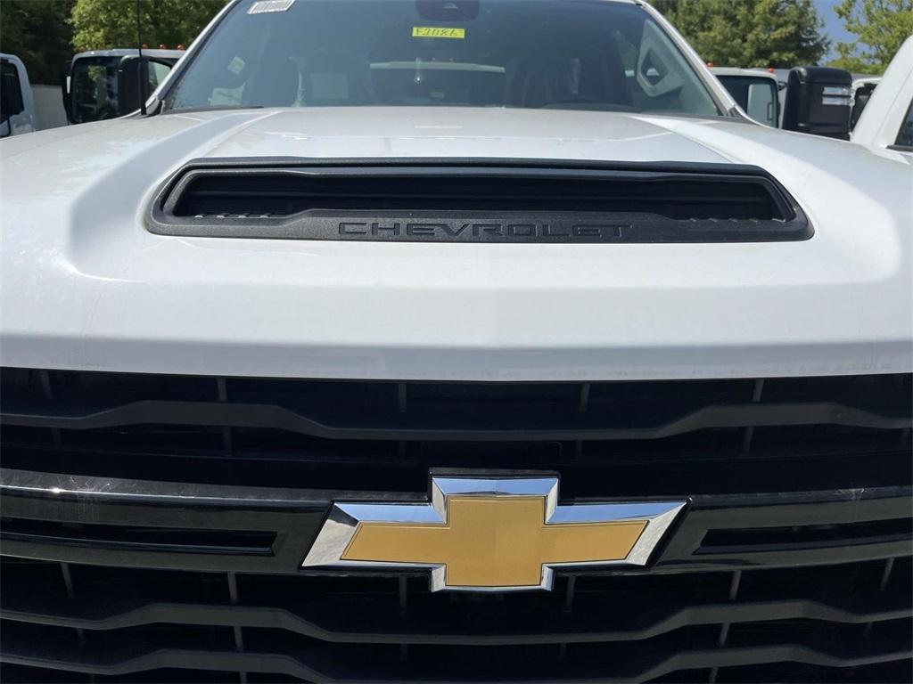 new 2024 Chevrolet Silverado 3500 car, priced at $48,108