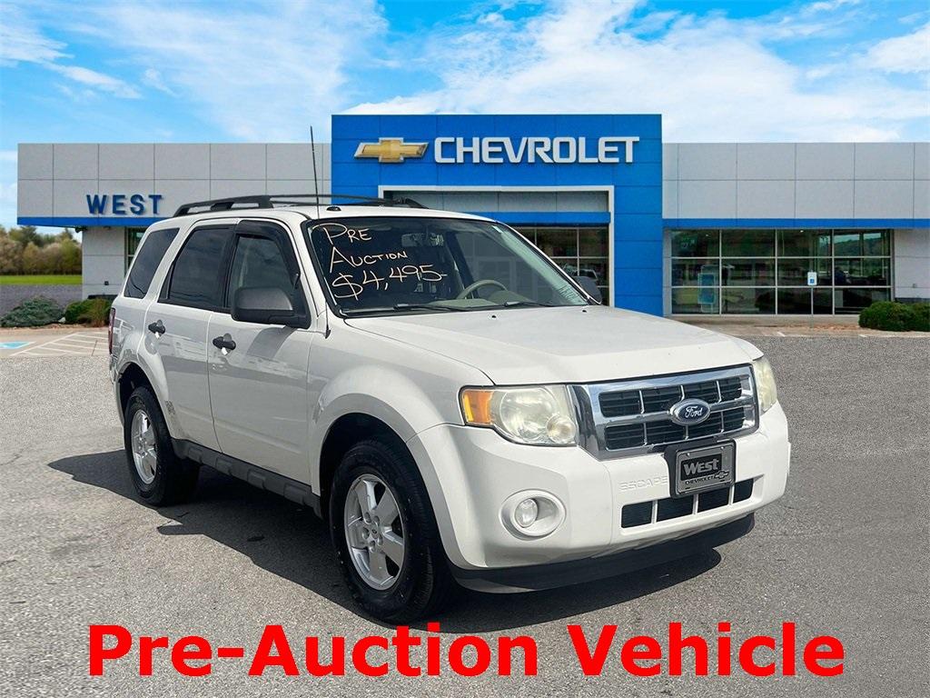 used 2010 Ford Escape car, priced at $3,695