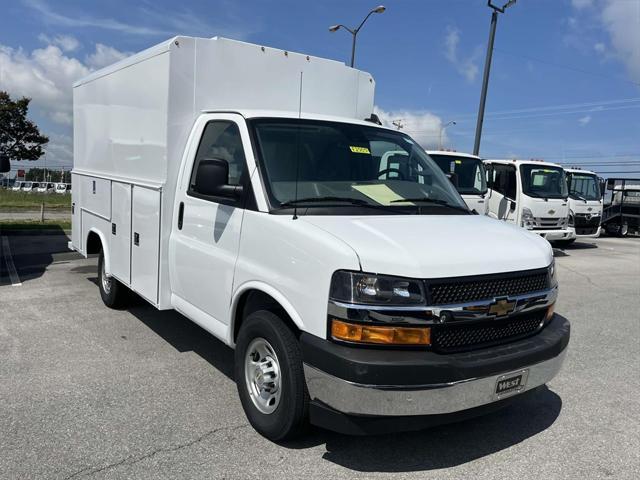new 2025 Chevrolet Express 3500 car, priced at $61,999
