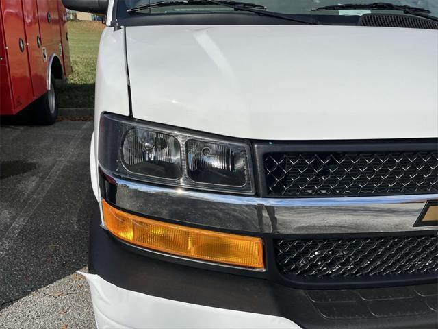 new 2025 Chevrolet Express 2500 car, priced at $48,173