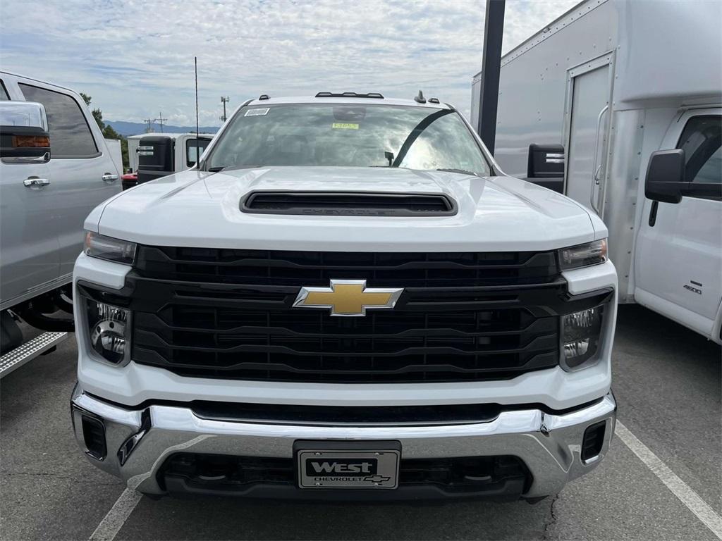 new 2024 Chevrolet Silverado 3500 car, priced at $48,108