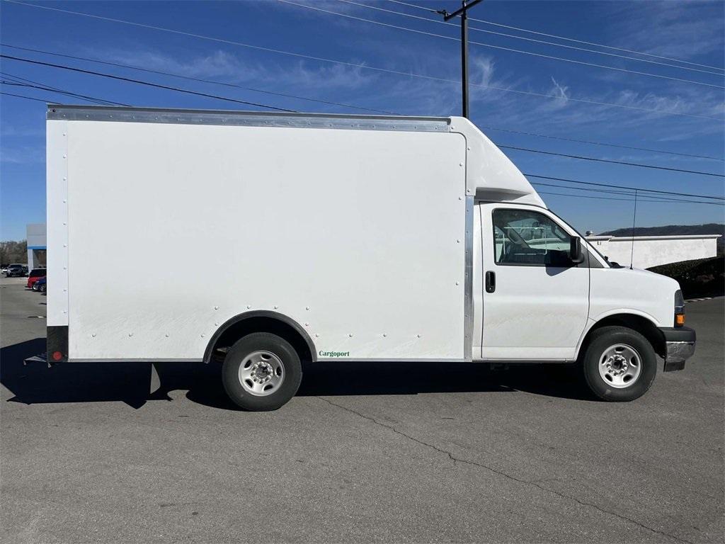new 2025 Chevrolet Express 3500 car, priced at $53,500