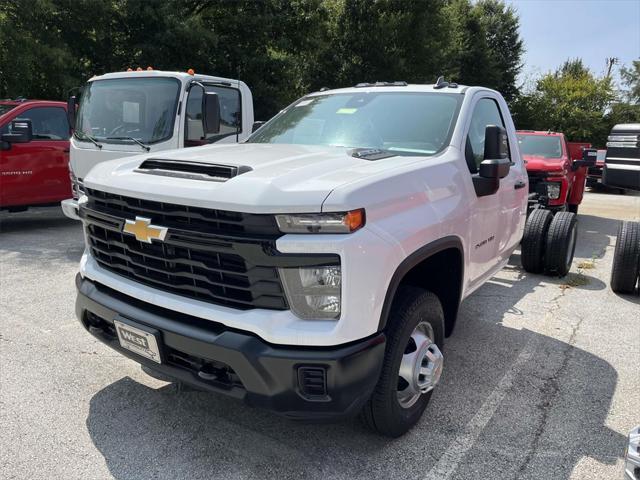 new 2024 Chevrolet Silverado 3500 car, priced at $47,433