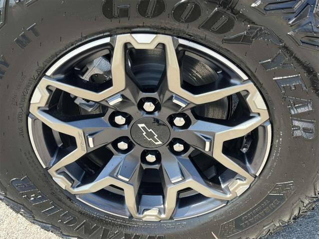 new 2025 Chevrolet Colorado car, priced at $50,695