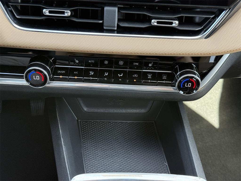 new 2026 Chevrolet Equinox car, priced at $33,835