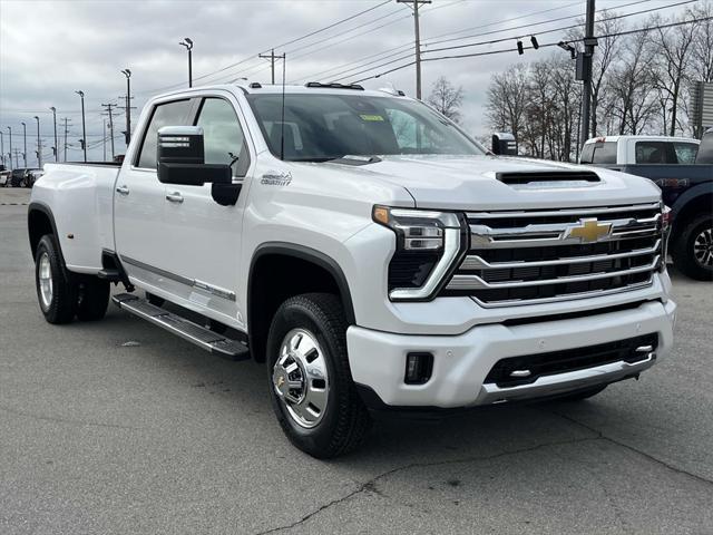 new 2025 Chevrolet Silverado 3500 car, priced at $85,715