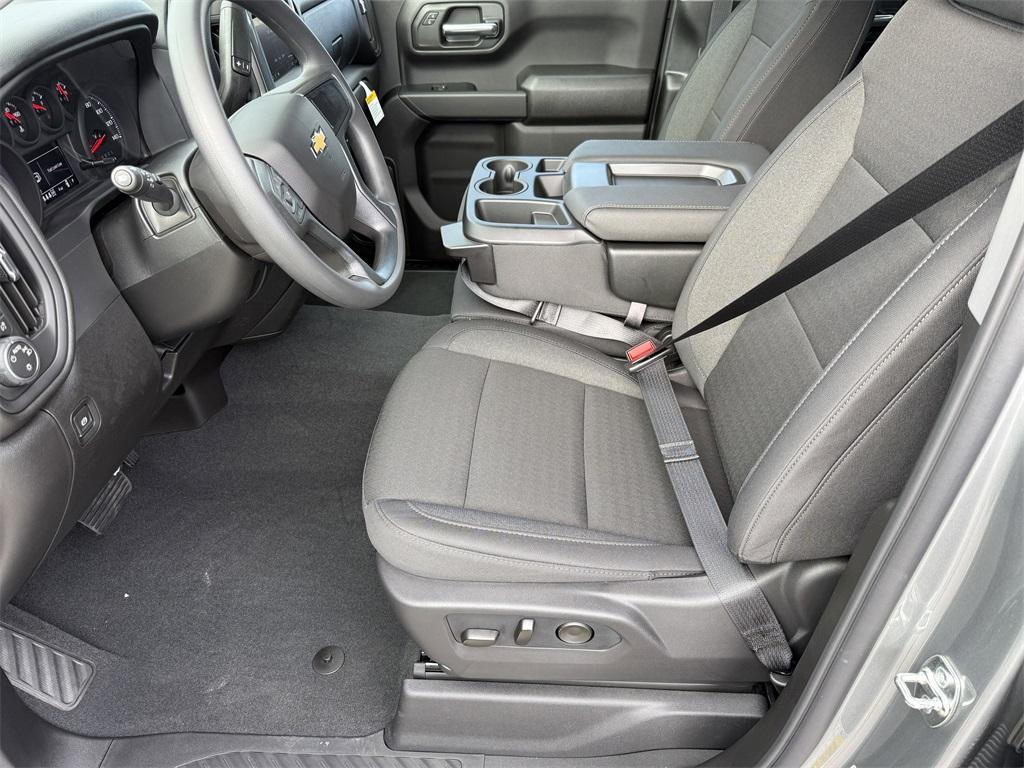 new 2026 Chevrolet Silverado 1500 car, priced at $43,250