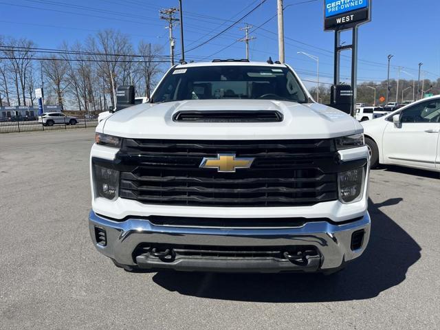 new 2024 Chevrolet Silverado 3500 car, priced at $66,259