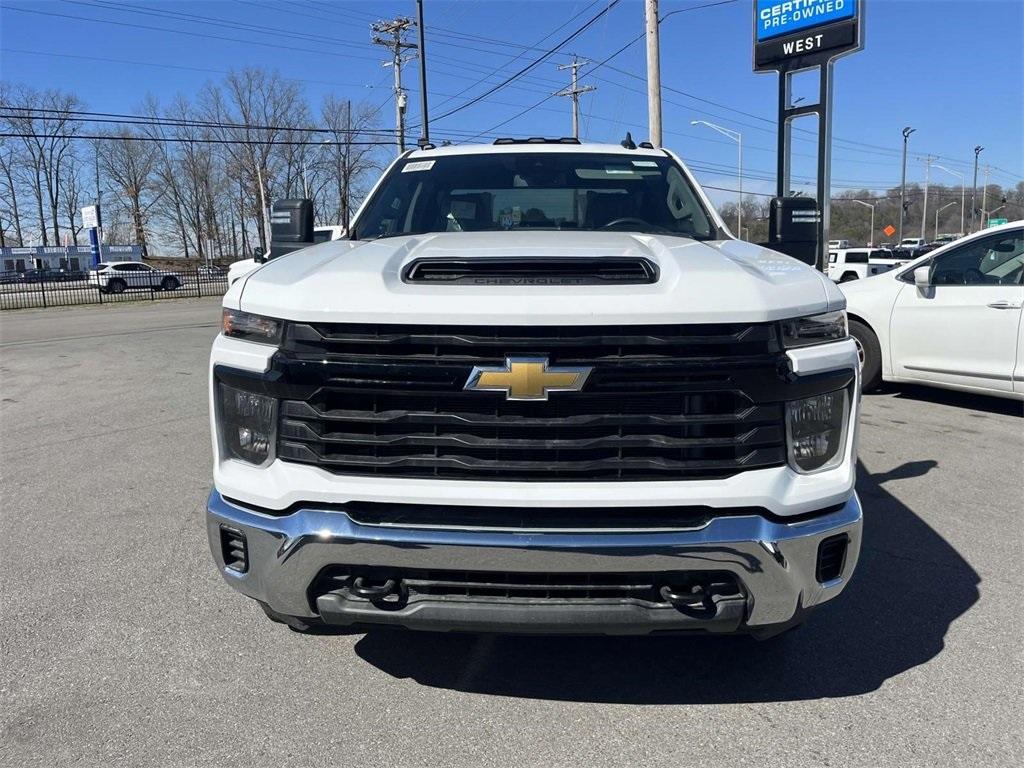 new 2024 Chevrolet Silverado 3500 car, priced at $65,500