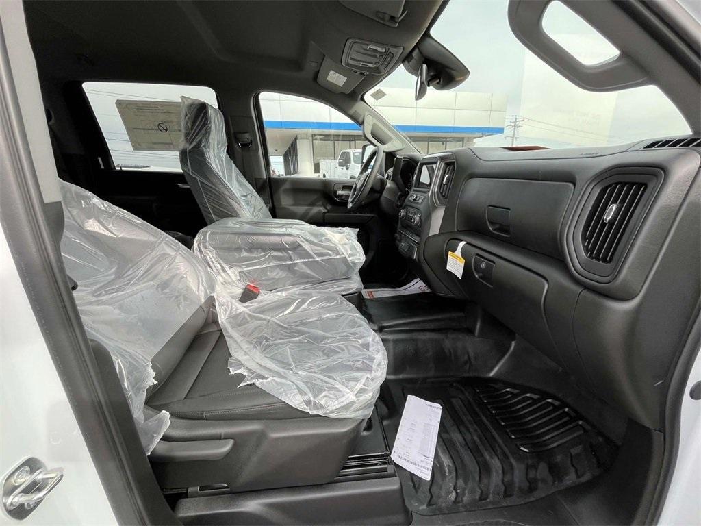 new 2024 Chevrolet Silverado 3500 car, priced at $65,500
