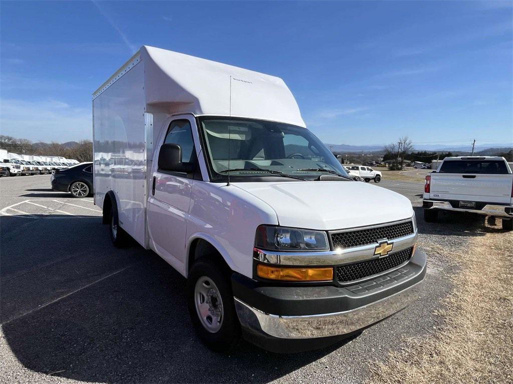 new 2025 Chevrolet Express 3500 car, priced at $52,999