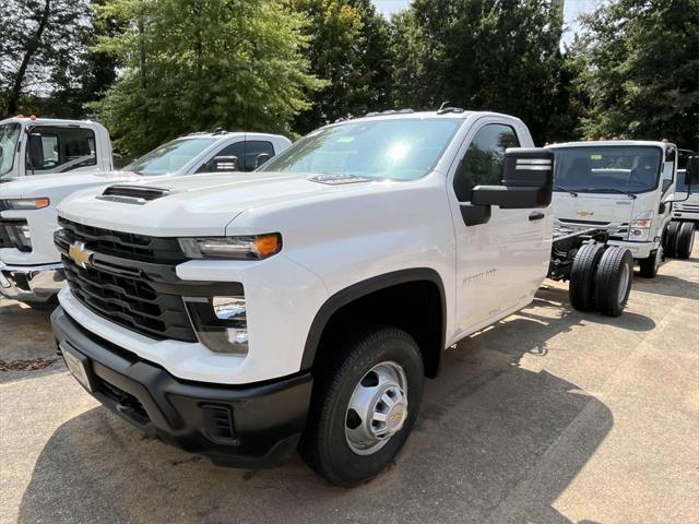 new 2024 Chevrolet Silverado 3500 car, priced at $48,108