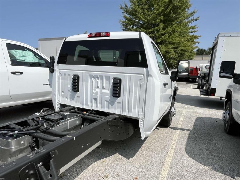 new 2024 Chevrolet Silverado 3500 car, priced at $48,108