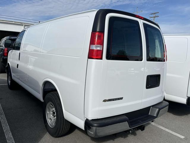 new 2025 Chevrolet Express 2500 car, priced at $48,073