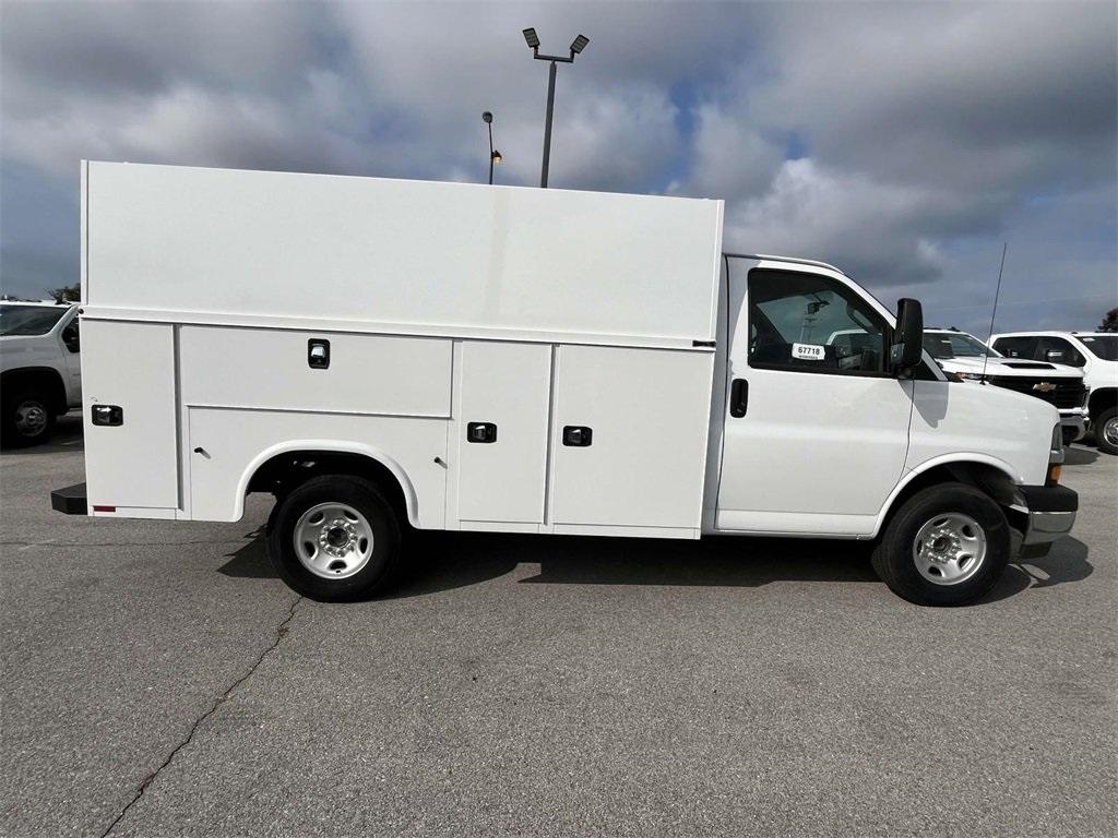 new 2025 Chevrolet Express 3500 car, priced at $66,399