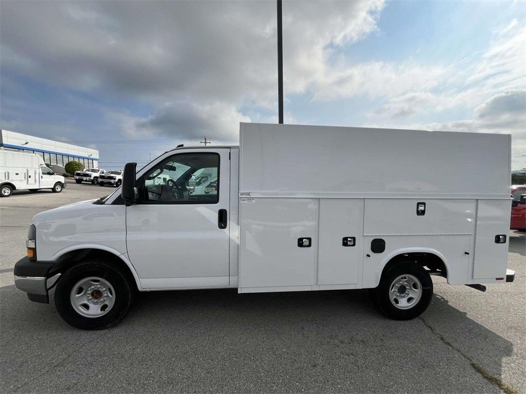 new 2025 Chevrolet Express 3500 car, priced at $66,399