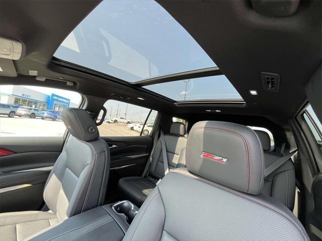 new 2025 Chevrolet Traverse car, priced at $52,205