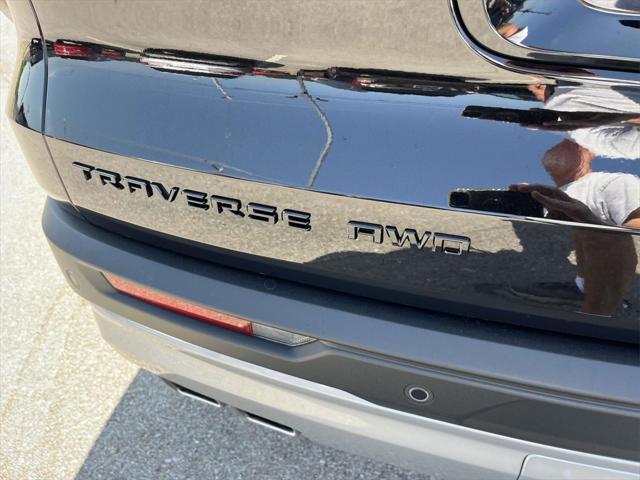 new 2025 Chevrolet Traverse car, priced at $52,205