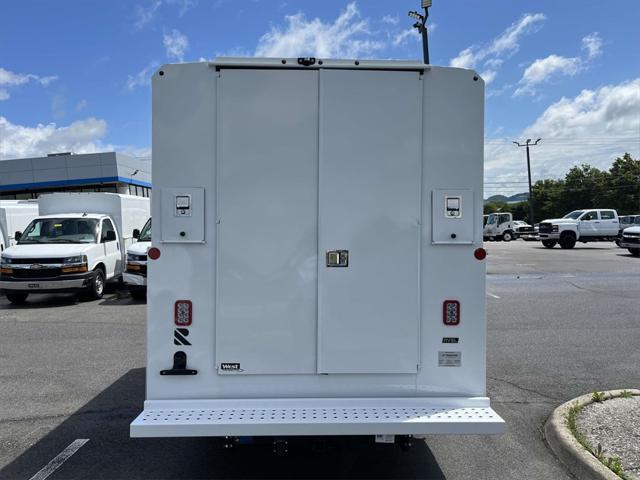 new 2025 Chevrolet Express 3500 car, priced at $43,378