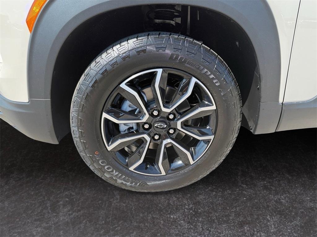 new 2026 Chevrolet TrailBlazer car, priced at $31,475